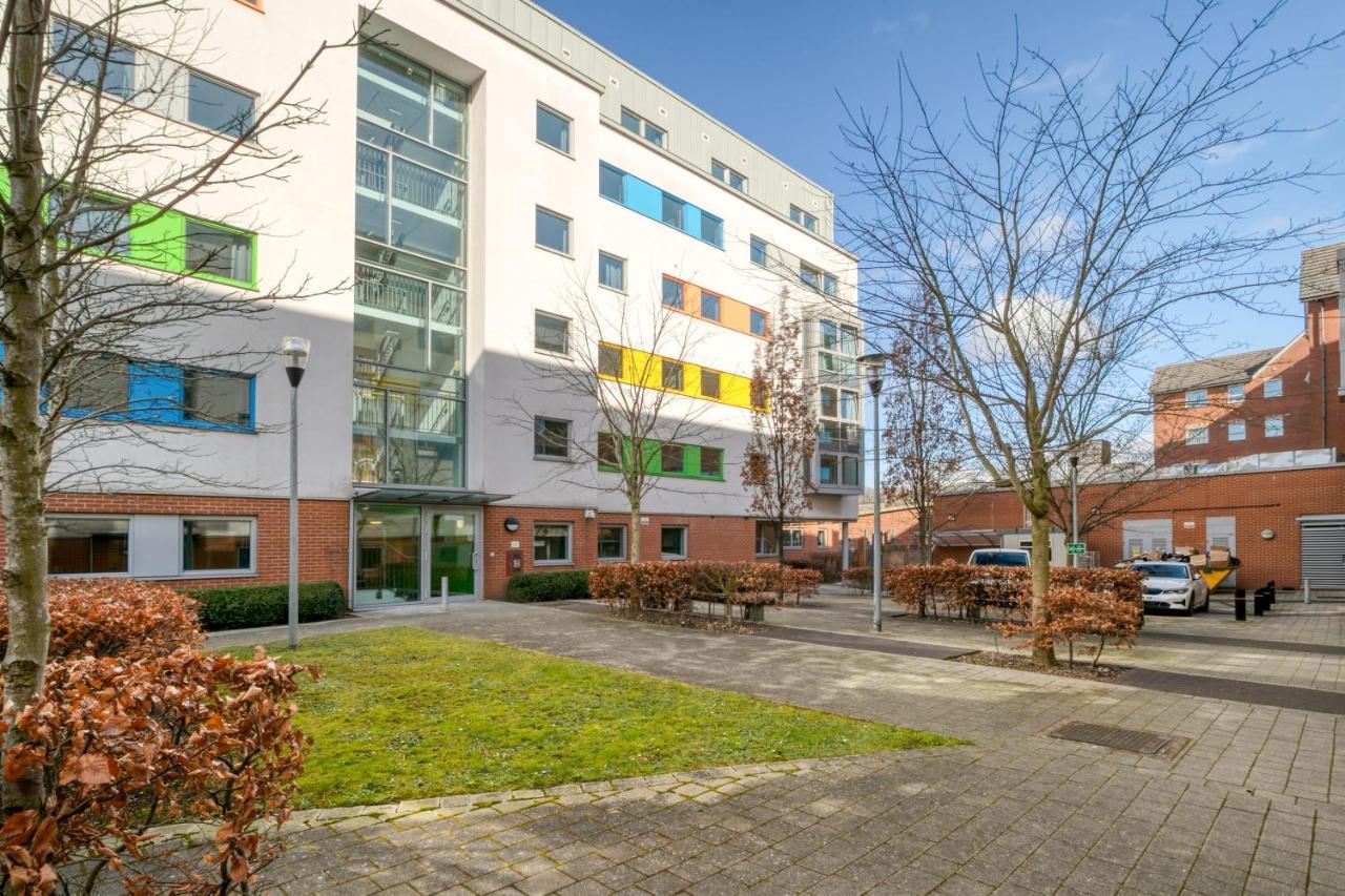 Bright & Central Room In Luton, Sleeps 2 卢顿 外观 照片